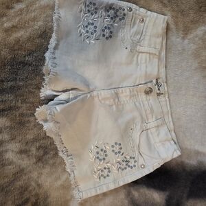 White Embroidered Frayed Hem Women’s Shorts